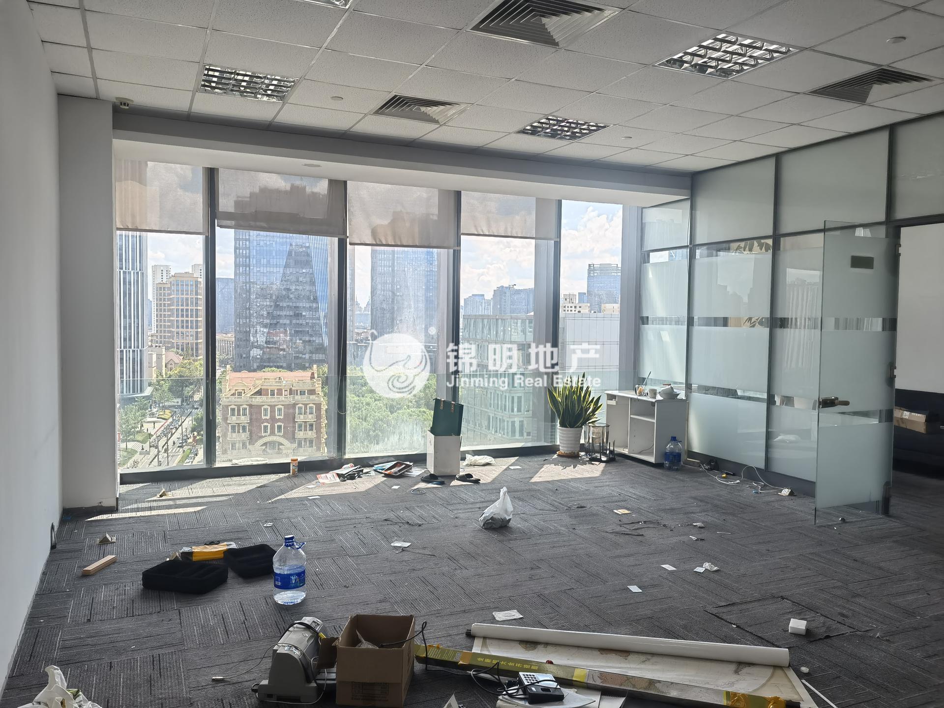 周家嘴路北美广场104平米写字楼出租